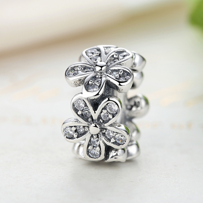 Charm argint 925 cu floricele si zirconii albe - Be Nature PST0052 [3]