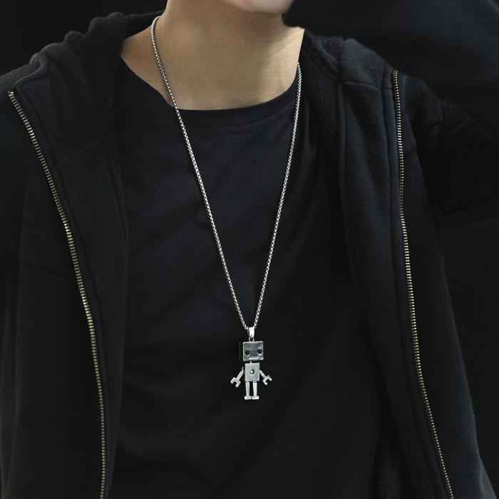 Colier inox Robot Urban – Simbol al Inovației și Curiozității [2]