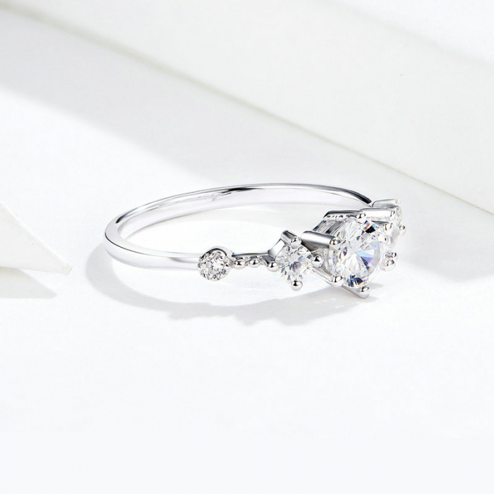Inel argint elegant cu 5 zirconii [3]