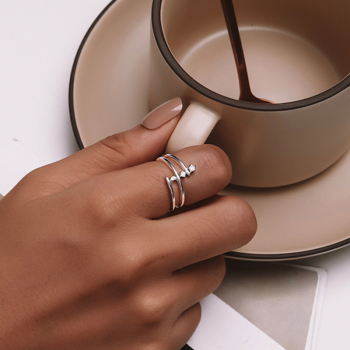 Inel argint inel spiralat cu luna si luceafar [2]