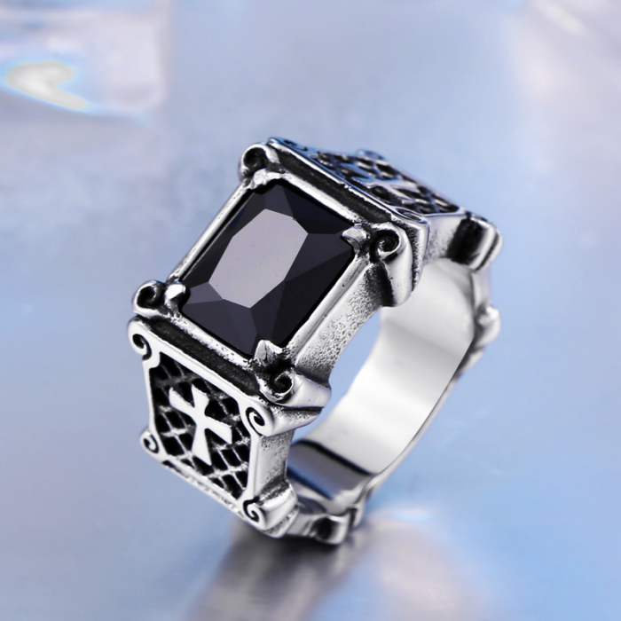 Inel inox cu zirconiu negru si cruce [4]