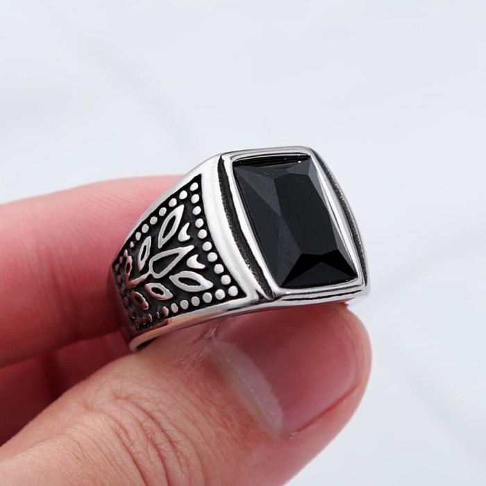 Inel inox cu zirconiu negru si frunze [6]