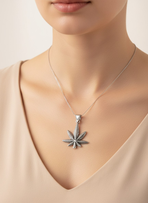 Pandantiv argint 925 oxidat frunza de marijuana PSX0629 [2]