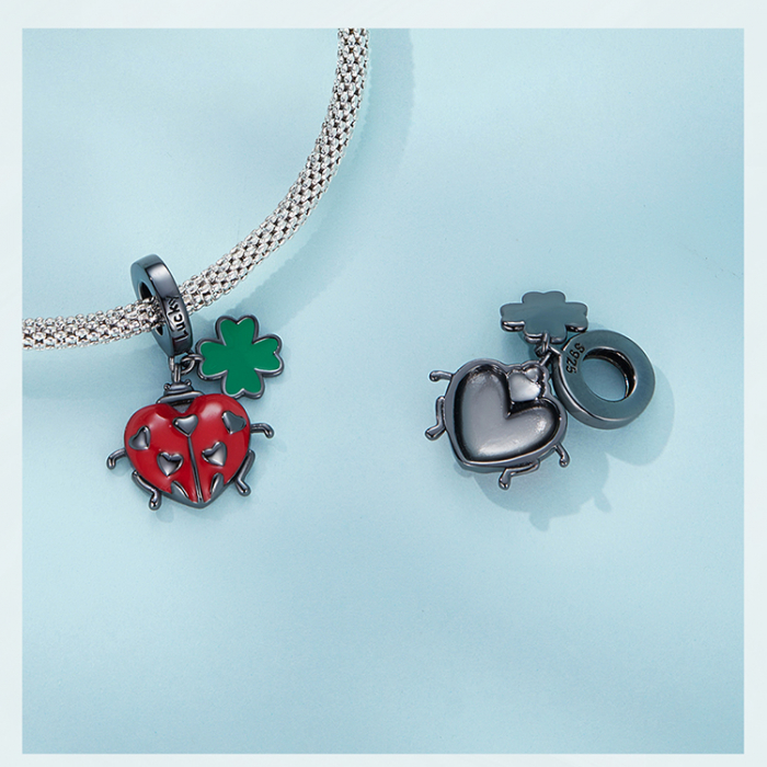 Pandantiv argint buburuza si trifoi norocos [6]