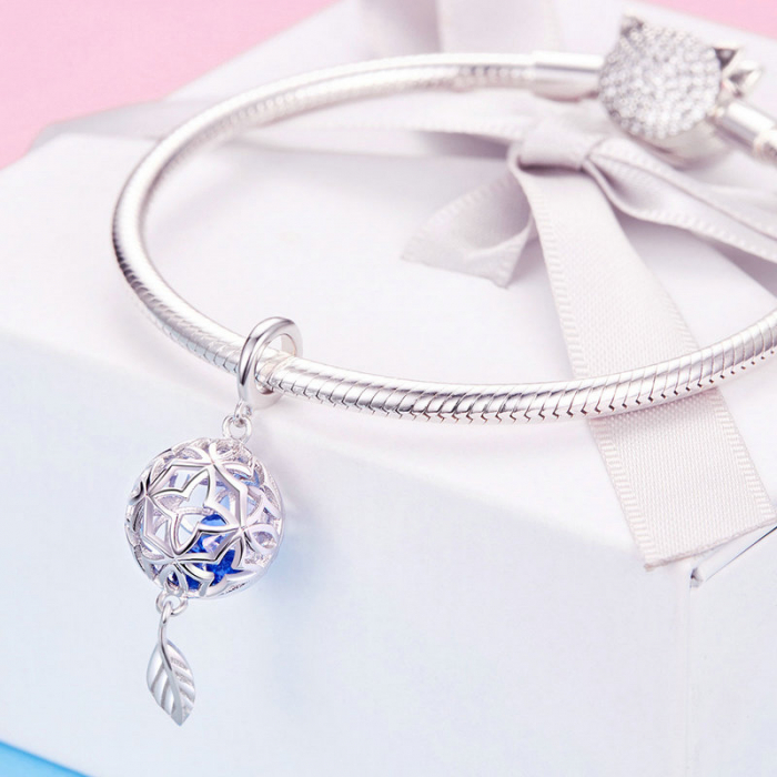 Pandantiv argint cu flori [3]