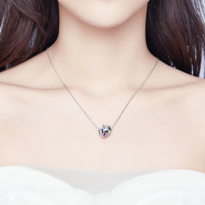 Talisman argint cu unicorn si zirconii multicolore si mesaj Mom [4]