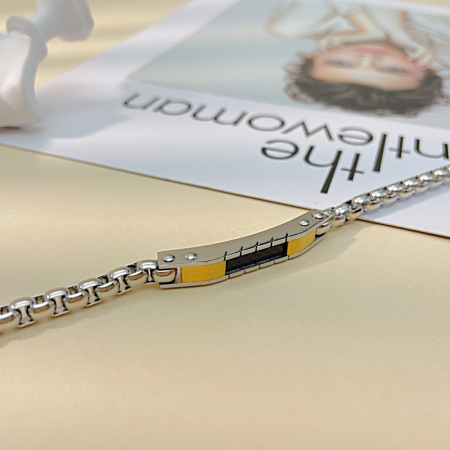 Bratara Unisex din inox cu placata aurie si fibra de carbon – Eleganta moderna [6]
