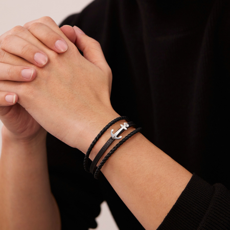 Bratara piele neagra cu ancora din inox – Simbol al stabilitatii si increderii [1]