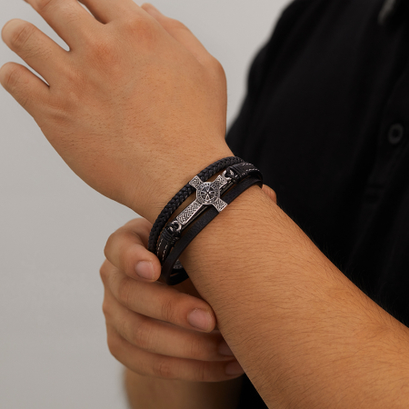 Bratara piele neagra cu cruce celtica din inox – Simbol al credintei si al fortei interioare [3]