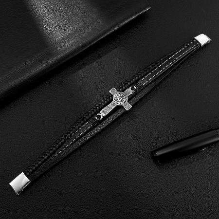 Bratara piele neagra cu cruce celtica din inox – Simbol al credintei si al fortei interioare [10]