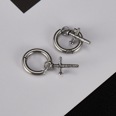Cercei inox cu cruciulite [4]