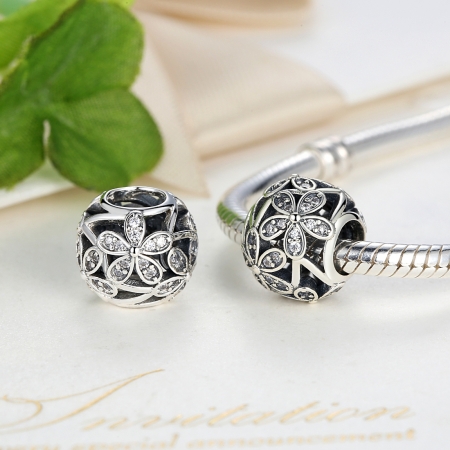 Charm argint 925 cu floricele si zirconii albe - Be Nature PST0014 [3]