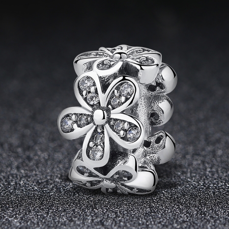 Charm argint 925 cu floricele si zirconii albe - Be Nature PST0052 [1]