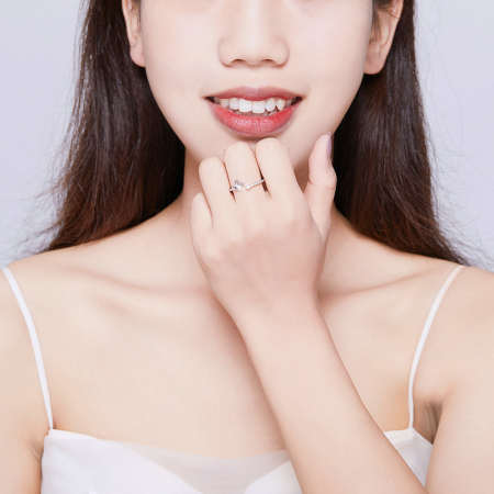 Inel argint reglabil cu fluturas placat cu rodiu [6]