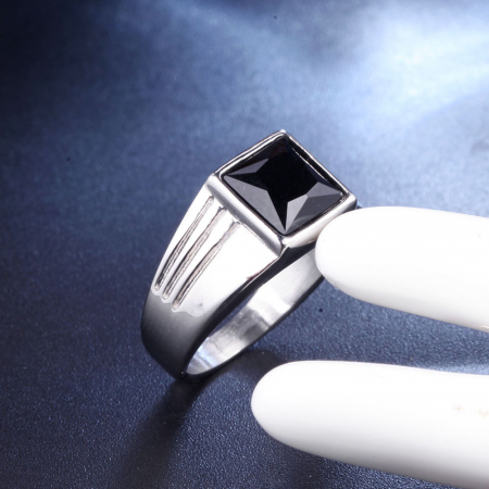 Inel inox cu zirconiu negru [1]