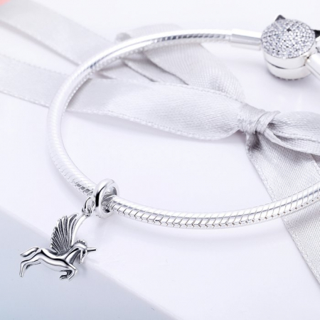 Talisman din Argint Unicorn Inaripat [2]