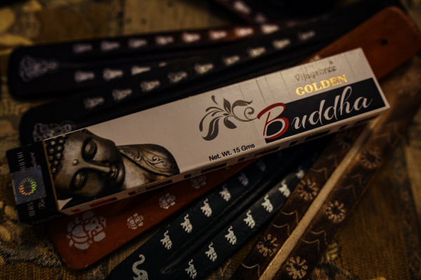 Betisoare parfumate Golden Buddha 15g [2]