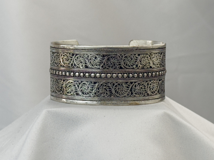 Bratara ornamentala [1]