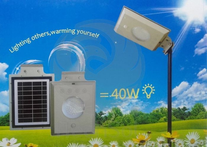 Lampa stradala LED, cu panou solar si acumulator Li-Ion integrat-big
