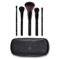 10. Colectii - Essential Brush Set