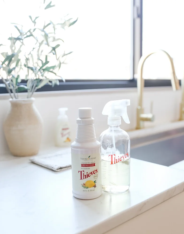 Thieves Household Cleaner [4]