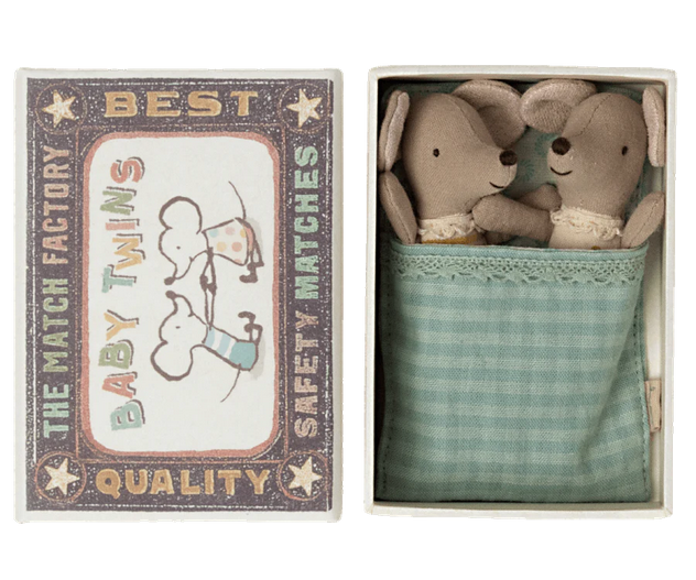 Twins, baby mice in matchbox [1]