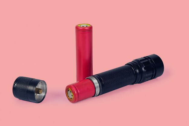 Acumulatori 18650 pentru diverse utilizari - bitmi