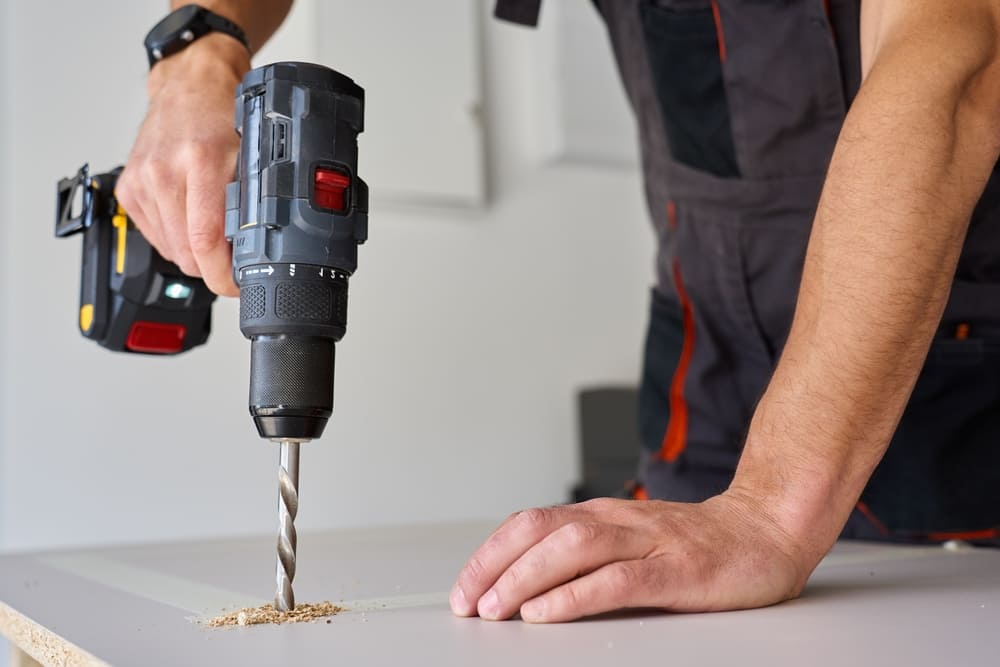 Cum alegi masina de gaurit si insurubat potrivita pentru proiectele tale de bricolaj