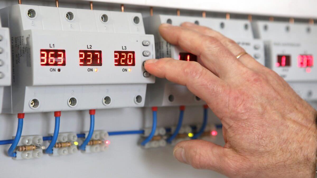 Cum protejeaza un releu electrocasnicele - bitmi