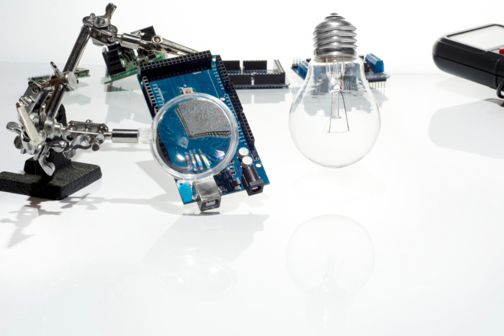 bitmi-proiect-complex-lampa-cu-placa-de-dezvoltare-Arduino-Mega
