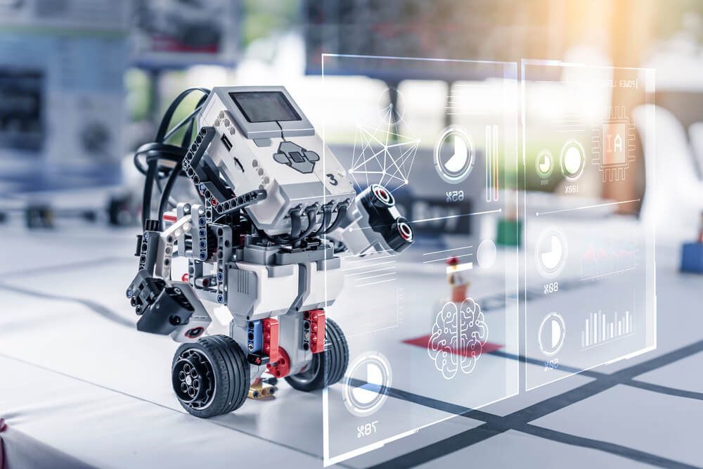 Utilizarea robotilor educationali in curriculumul scolar - bitmi