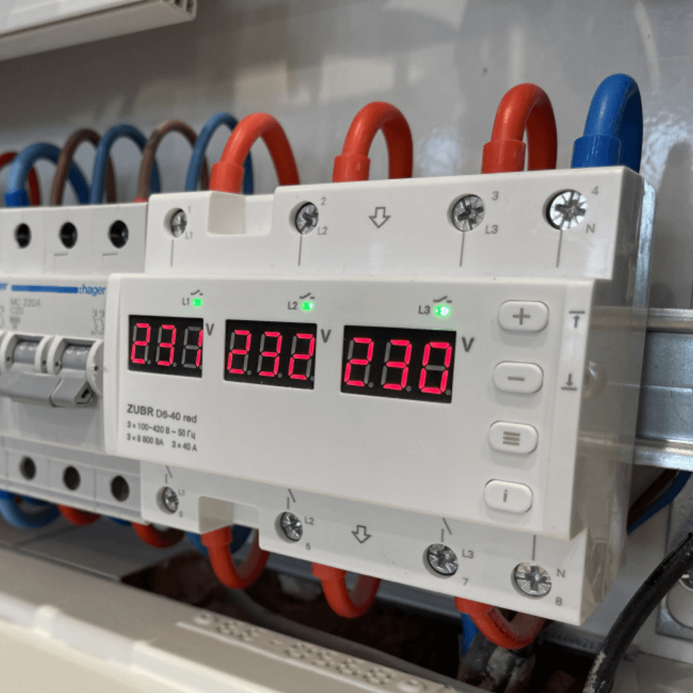 Releu de protectie tensiune trifazat ZUBR D6-40 Red 3x40A 230/380V TrueRMS [3]