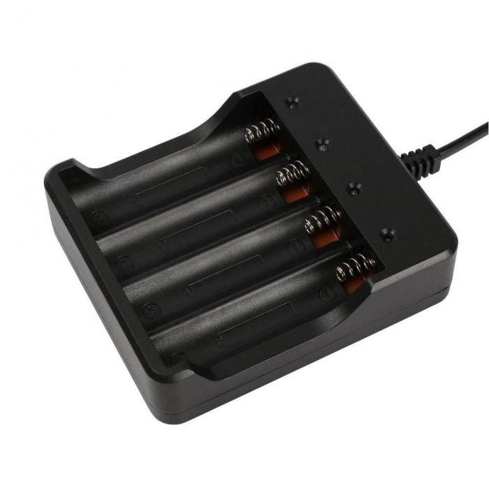 Incarcator cu 4 porturi pentru acumulatori Li-Ion 18650 3.7V [2]