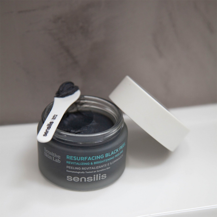 Crema de fata Sensilis Resurfacing Black Peel, pentru peeling, netezire, iluminare si revitalizare, pentru toate tipurile de ten, 50 ml [4]