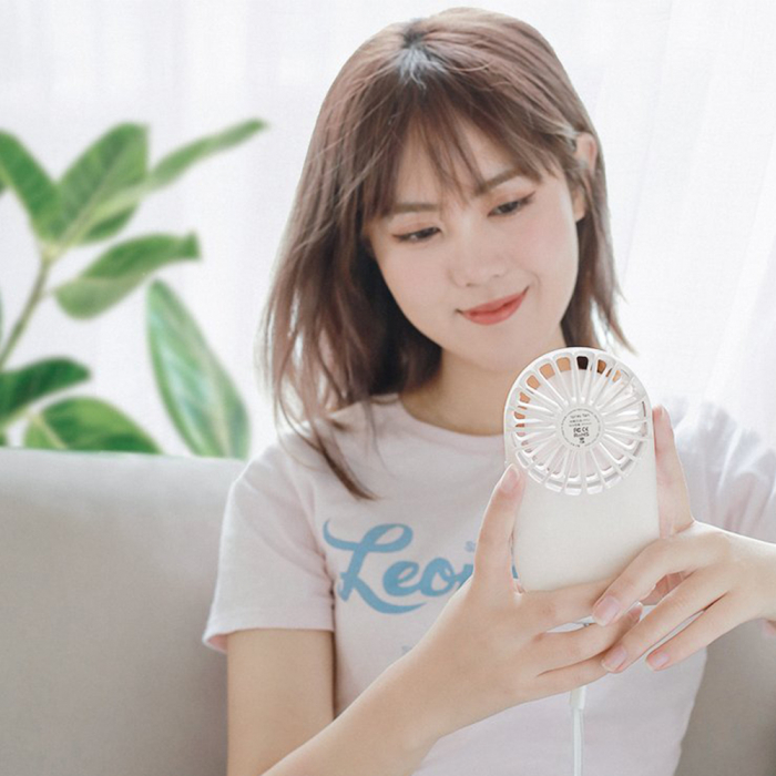 Mini ventilator portabil 3 in 1 Vitammy Dream Mist Mirror, functie de pulverizare fina, lampa cu oglinda integrata, snur pentru gat, incarcare USB, Alb [6]
