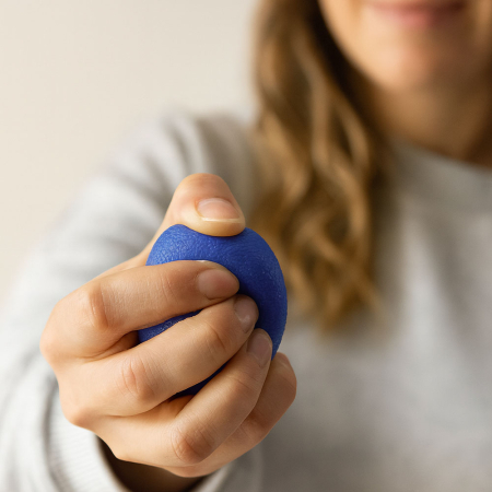 Mingea ovala antistres VitalMed, pentru exercitii de reabilitare, tonifiere si reducere a stresului, duritate medie, din silicon, Albastru [2]