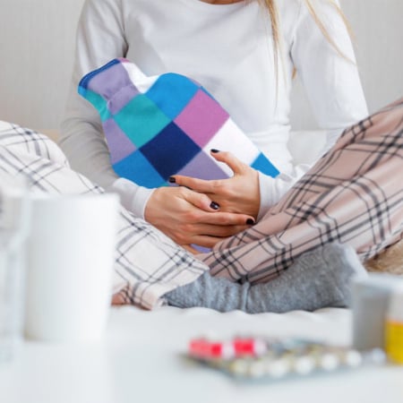 Perna cu apa calda Termofor Sanity Eko, husa in carouri, material placut, recipient cauciucat, 2l, efect linistitor, Multicolor [2]