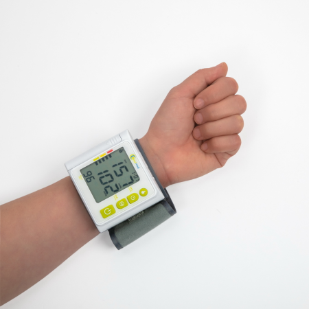 Tensiometru digital automat de incheietura VitalMed BP608W, memorie pentru doi utilizatori, indicator de aritmii, grafic al masuratorilor si clasificarea tensiunii, manseta 13.5 - 21 cm [2]