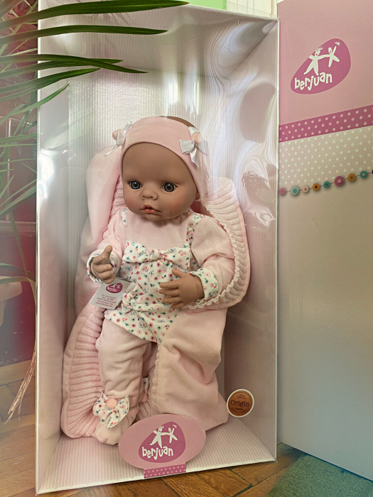 Papusa bebelus fetita Arrullo Rosa, colectia New Born Special, Berjuan handmade luxury dolls [2]