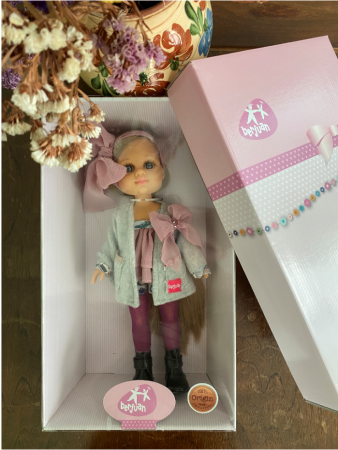 Papusa Morena Lucia, colectia Boutique, Berjuan handmade luxury dolls [1]