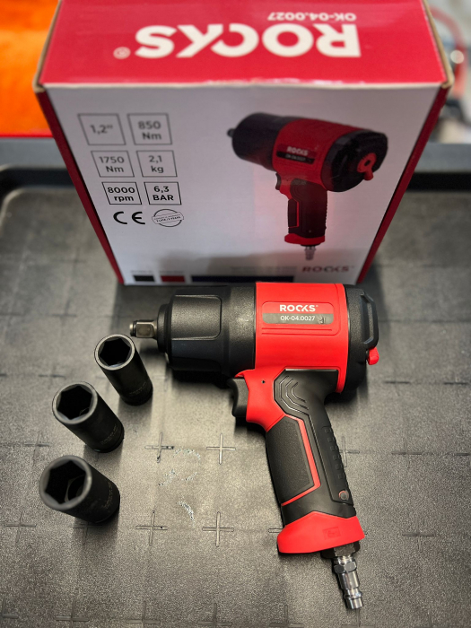 Pachet pistol pneumatic de impact Rooks 1/2" 1750 Nm + Tubulare lungi de impact Yato 17,19,21mm [3]