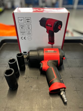 Pachet pistol pneumatic de impact Rooks 1/2" 1750 Nm + Tubulare lungi de impact Yato 17,19,21mm [1]