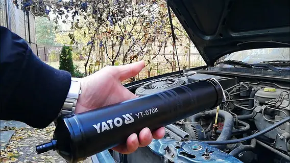 Pompa manuala pentru extragerea/adaugarea uleiului 500ml [3]