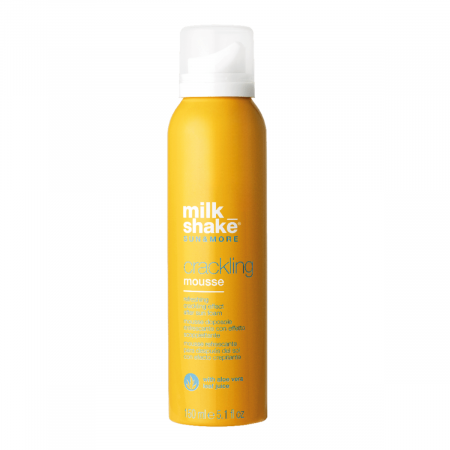 CORP - Spuma racoritoare cu efect efervescent dupa expunerea la soare Milk Shake Sun & More Crackling Mousse, 150 ml