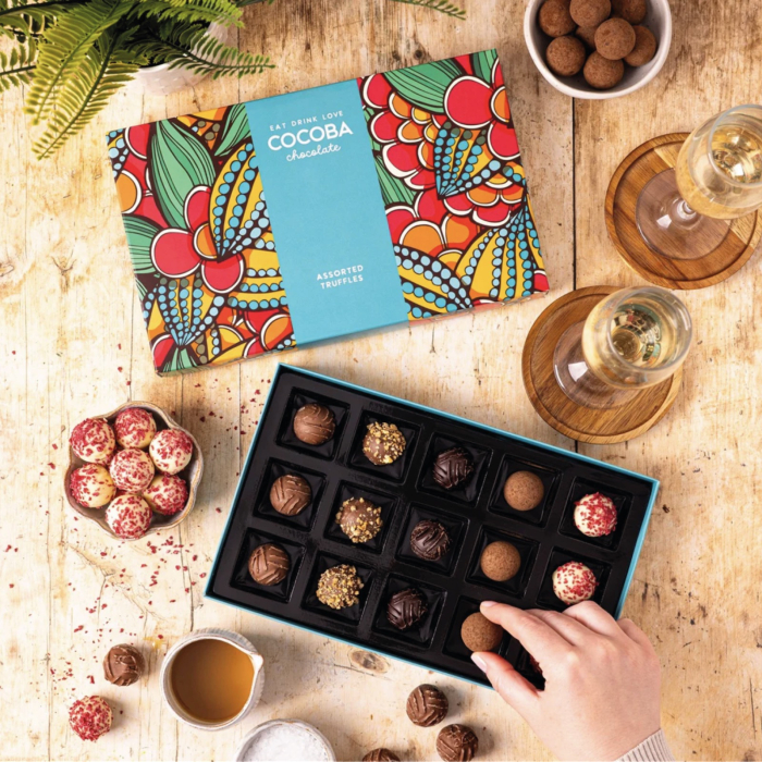 Cutie Safir - Asortiment trufe de ciocolata 180G [6]