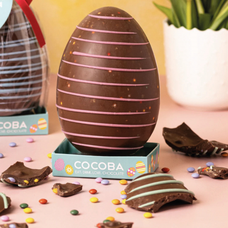 Cadouri pentru copii - Eggstraordinar - Ou gigant de ciocolata cu lapte, bomboane si popping candy 250G