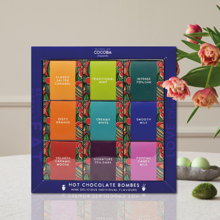 Paște - Fiesta de ciocolata - Set cadou 9 sfere de ciocolata cu bezele 450G