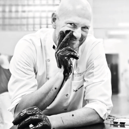 Migdale invelite in ciocolata cu lapte 150G [4]