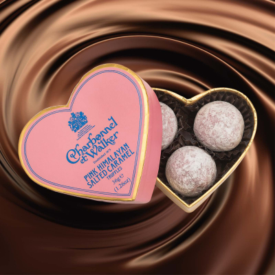 Trufe roz de ciocolata cu lapte si caramel sarat 36G - inima roz [1]