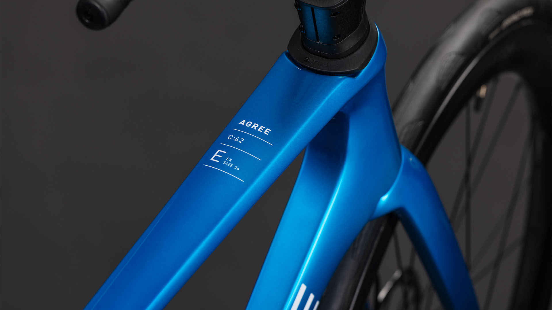 BICICLETA CUBE AGREE C:62 EX TOPASBLUE WHITE 2026 58 cm [1]